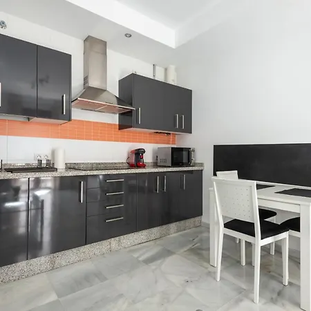 Appartamento First Floor Near Macarena Church *